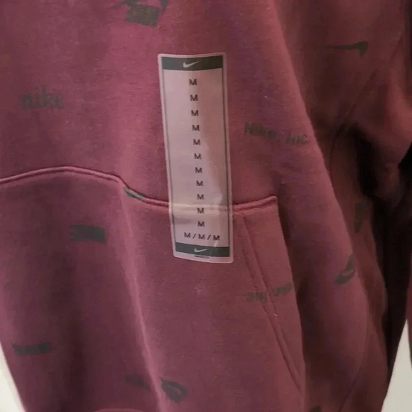 Nike Club+ AOP Basketball Pullover Hoodie and sweatpant set - Picture 4 of 12